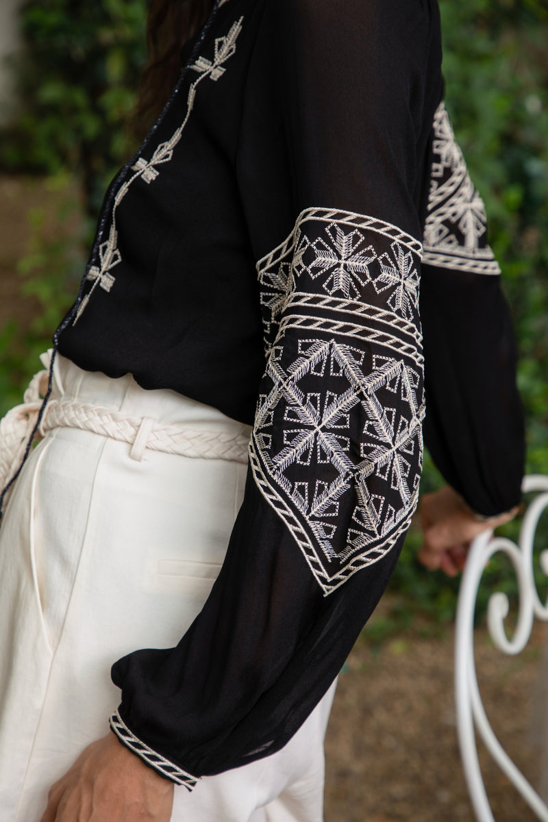 ISABELLA EMBROIDERED BLOUSE