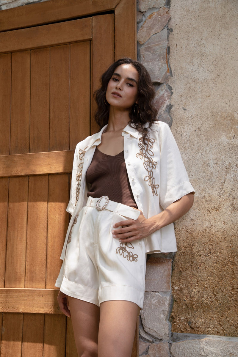 AUTUMN EMBROIDERED SHORTS